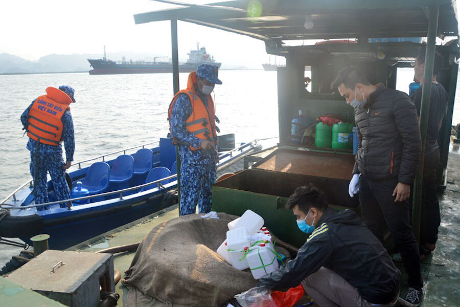 Vietnam Coast Guard HP 1702