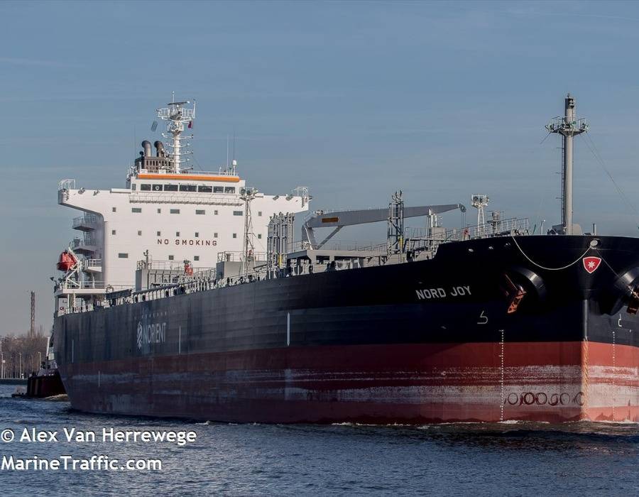Indonesia: Naval officers allegedly asked for USD 375,000 to release oil tanker “Nord Joy” 26 nord joy