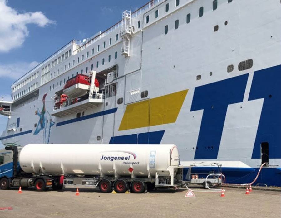 Avenir Marine conducts first LNG & BioLNG bunkering op in Port of Lübeck, Germany 26 post 53419