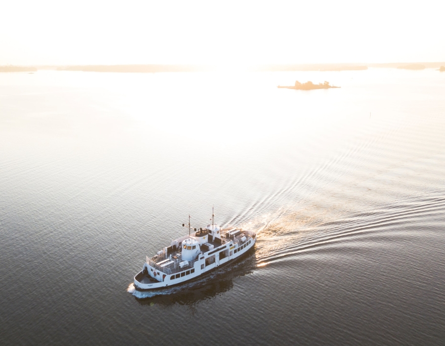 US announces grants for ferry systems to accelerate transition to zero emission transportation 26 Julius Jansson on Unsplash