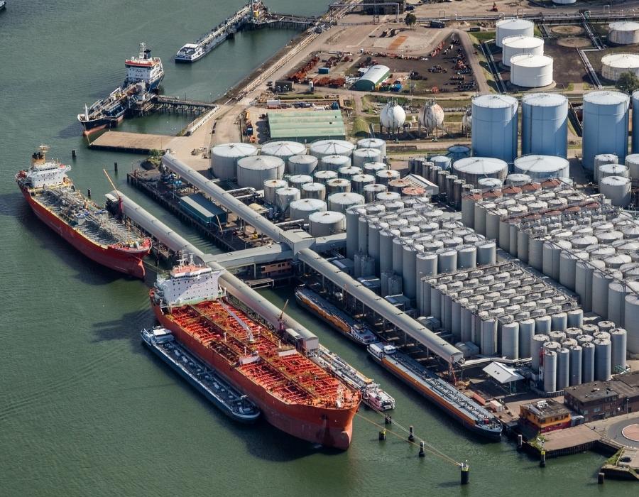FuelTrust: How you can accurately measure bunker fuel emissions to ensure ESG compliance 28 FuelTrust: Early warning is the best protection against contaminated bunkers