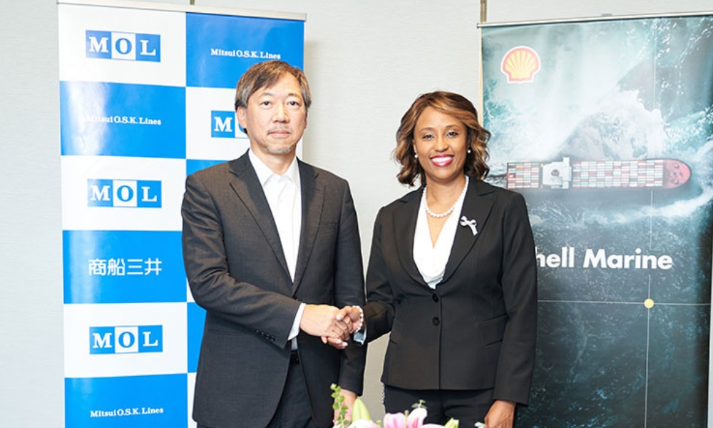 MOL and Shell Marine Products Singapore team up on developing green bunker fuels 28 MOL and Shell Marine Products Singapore team up on developing green bunker fuels