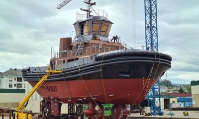 3 9