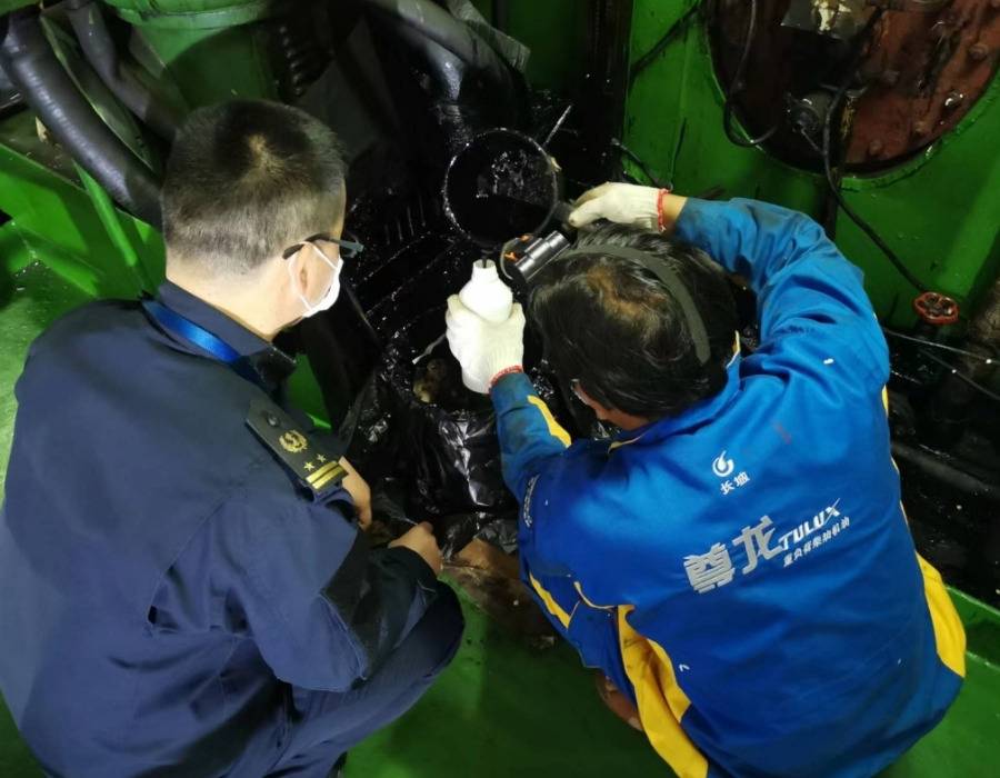 China: Cargo vessel found breaching 0.5% sulphur limit 26 4 5