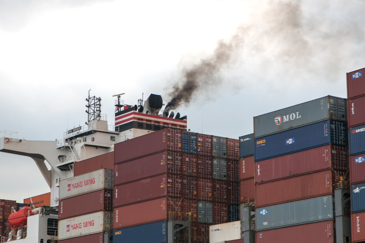 Singapore: MPA warns shipowners of smoke emissions in port 26 5b05eab8c5009 1527114424