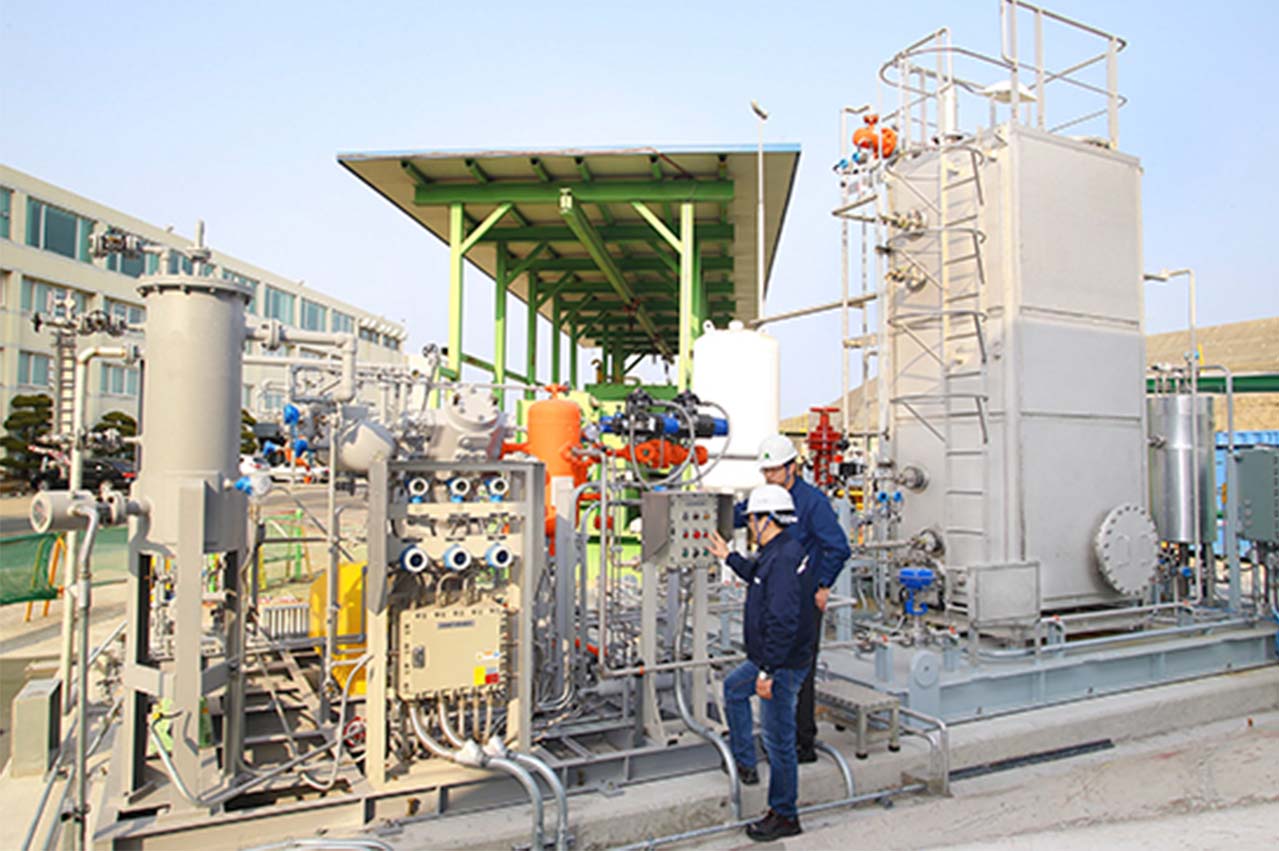 Hyundai Heavy Industries makes LNG bunkering breakthrough 26 5b88795c85960 1535670620