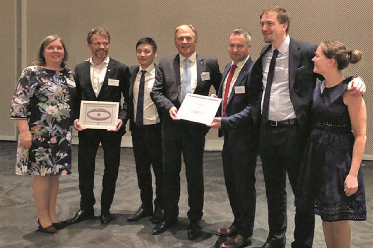 LUKOIL Marine Lubricants receives Supplier of the Year 2018 Award 26 5be8d7333e0ea 1541986099