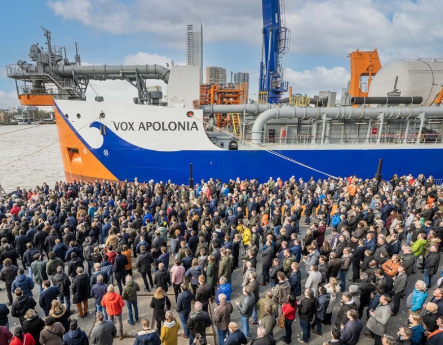 Van Oord christens Singapore-built LNG dual-fuel dredger “Vox Apolonia”