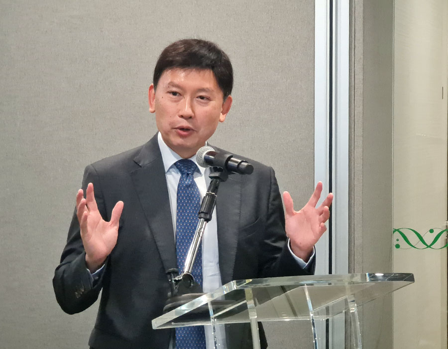 Chee Hong Tat MT