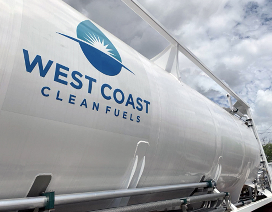 Clean Energy Fuels supplies World Fuel Services with LNG bunkers for Pasha Hawaii container ships 28 Clear
