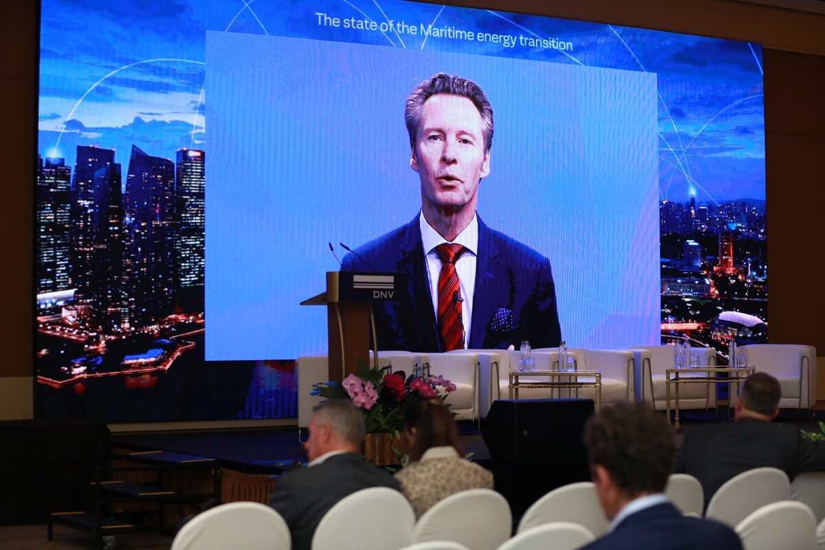 DNV Decarbonisation Insights Speed up energy transition, shipping