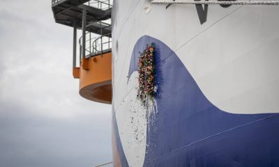 Image christening ceremony Vox Ariane