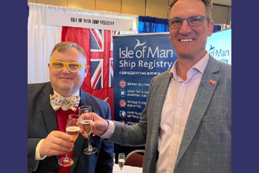 Isle of Man Ship Registry and FuelTrust sign MOU to validate green ships