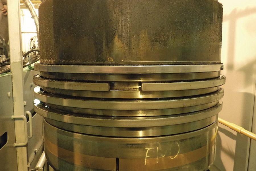 LUKOIL cylinder