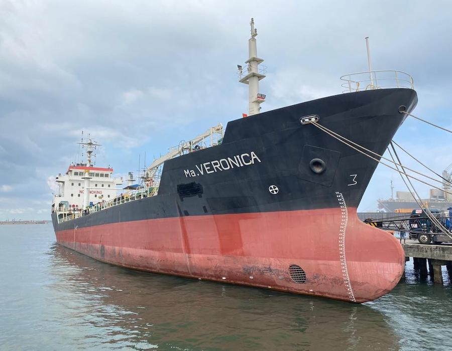 Straits Inter Logistics subsidiary Beluga Asia acquires bunker tanker to increase service availability 26 M.T. MA Veronica