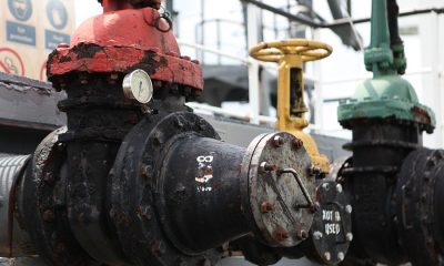 Rusty bunker manifold MT