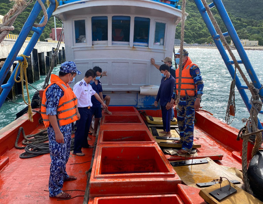 Vietnam: Coast guard detains vessel carrying 30,000 litres of undocumented diesel 26 TG 90959TS 1