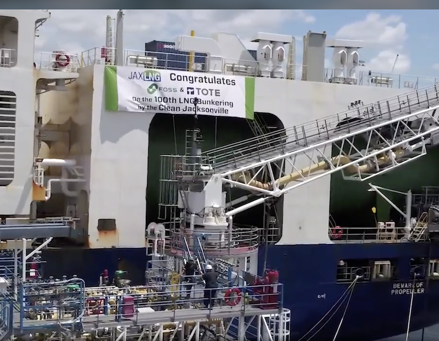TOTE 100th LNG bunkering