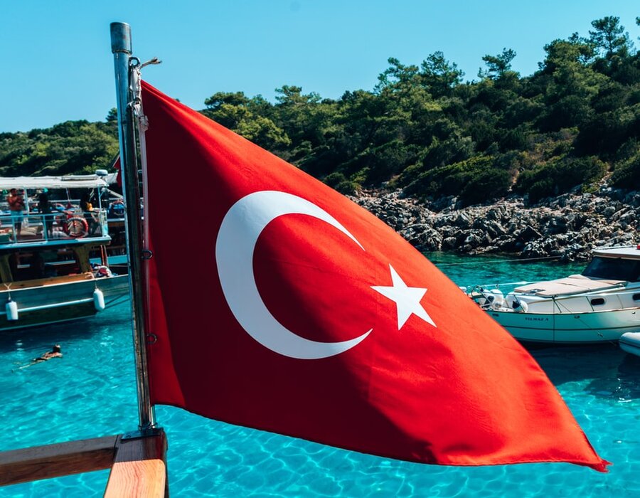 Turkey sets new environmental regulations and amendments to protect marine life 28 Turkey flag