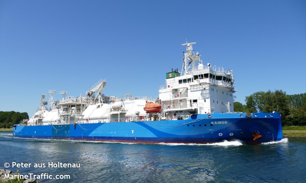 LNG bunkering tanker “KAIROS” sustains slight damage after getting stuck in Ijmuiden 26 Untitled design 11