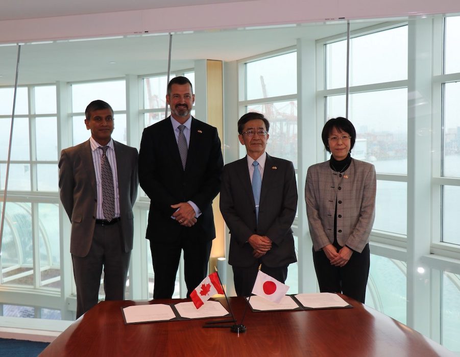 Vancouver joins forces with Tomakomai for LNG Bunkering 26 Vancouver Tomakomai MOU LNG