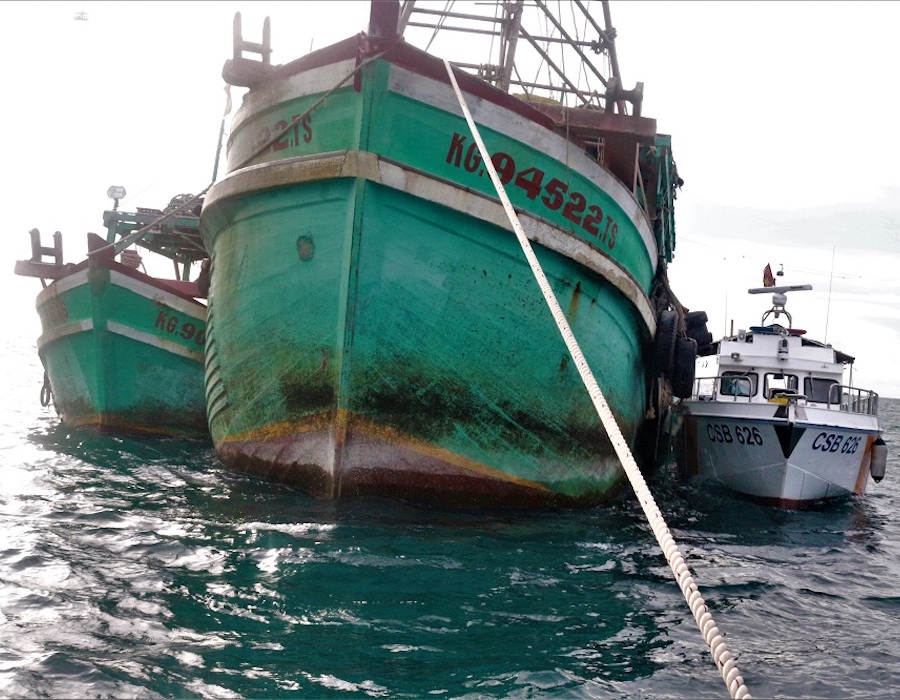 Vietnam Coast Guard KG 90436 TS KG 94522 1