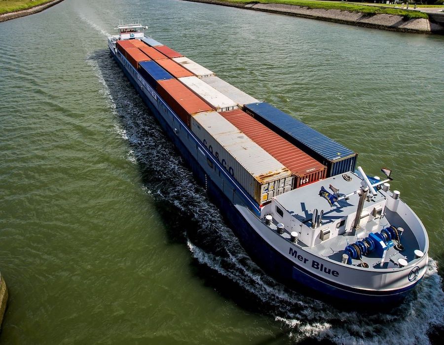 Rotterdam in partnership to build battery/hydrogen fuel infrastructure 28 container binnenvaart rotterdam
