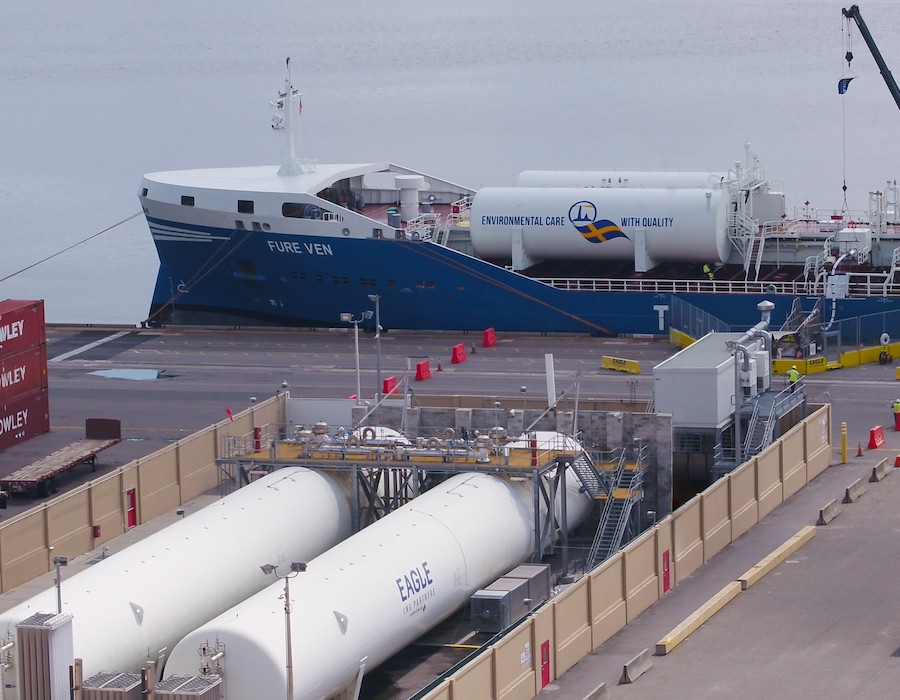 fure ven takes on lng fuel at eagle lngs talleyrand bunker station in jacksonville united states
