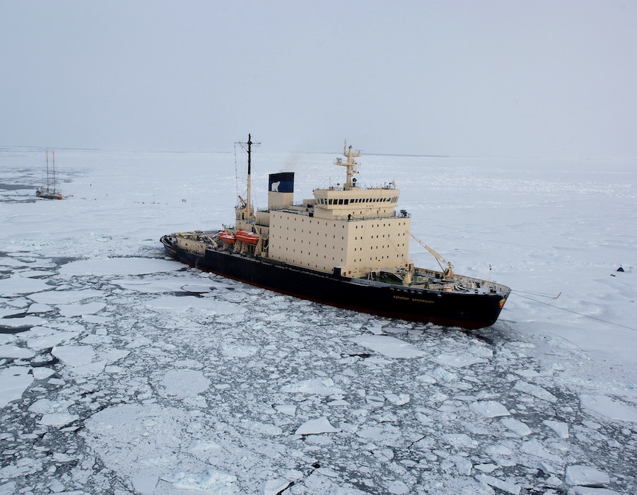 noaa 3duT 54VuK8 unsplash
