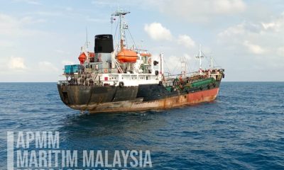 oil tanker 3