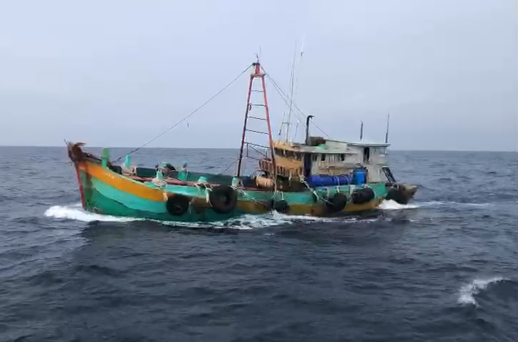 Vietnam: Fishing vessels seized over 100,000 litres of illegal diesel 28 vietnam 1 2