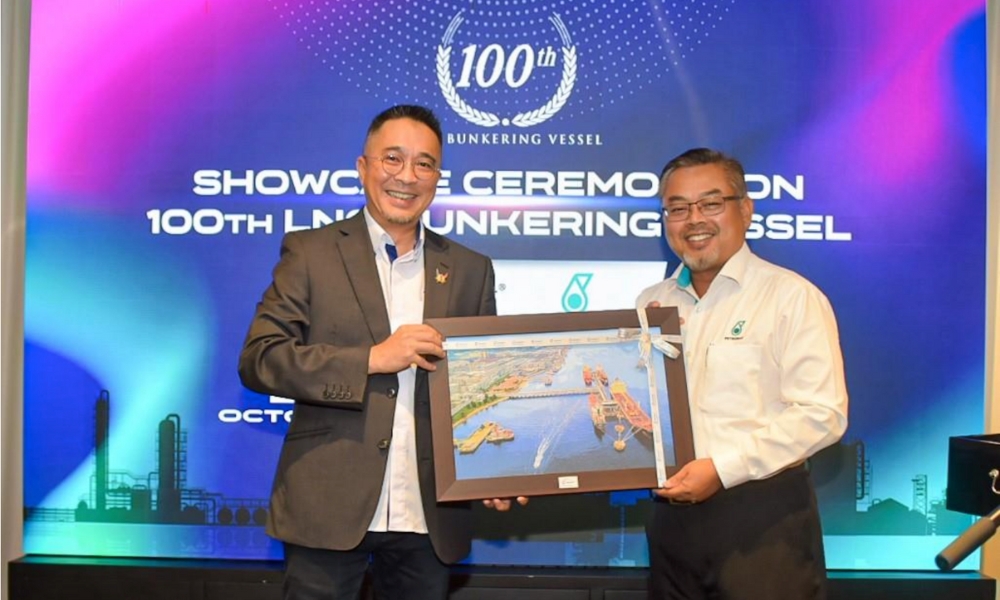 Johor Port 'effectively' overtakes Singapore as LNG bunkering hub 26 260