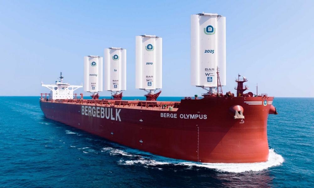 Berge Bulk launches bulker “Berge Olympus” with retrofitted WindWings 26 309