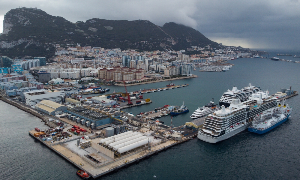 Peninsula delivers its first LNG bunker fuel supply in Gibraltar through “Levante LNG” 26 297