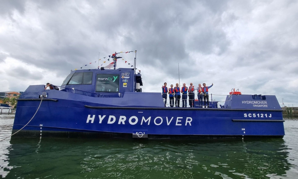 Goal Zero Consortium launches Singapore’s first electric cargo vessel Hydromover