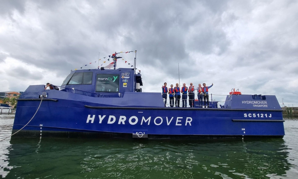Goal Zero Consortium launches Singapore’s first electric cargo vessel Hydromover 26 Goal Zero Consortium launches Singapore’s first electric cargo vessel Hydromover