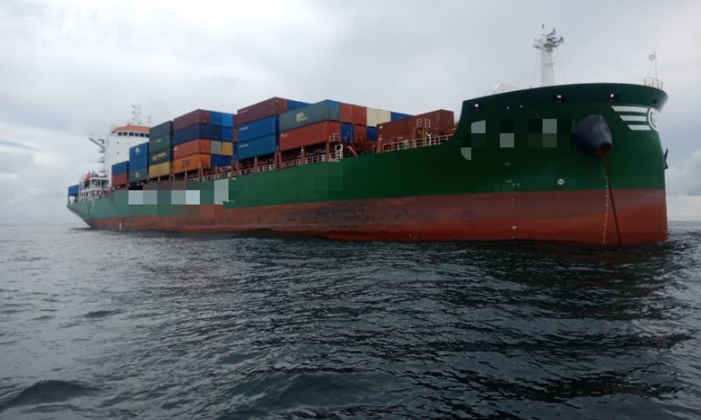 Malaysia: MMEA detains cargo ship for anchoring illegally in Perak waters