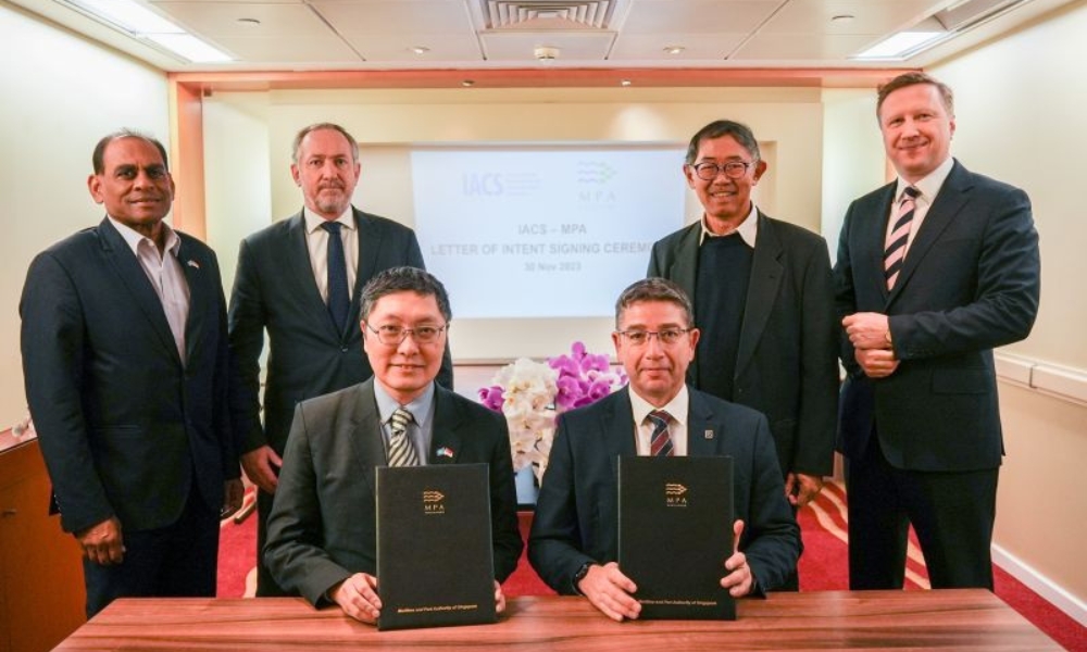 MPA and IACS ink LOI to collaborate on maritime digitalisation and decarbonisation initiatives 28 MPA and IACS ink LOI to collaborate on maritime digitalisation and decarbonisation initiatives