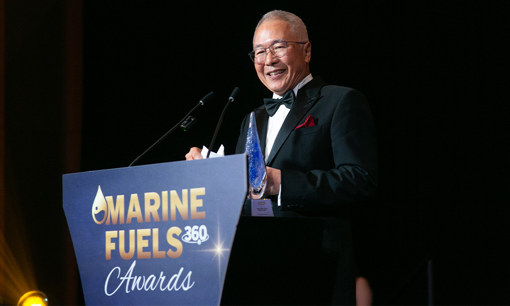 Choong Kien Siong receives award