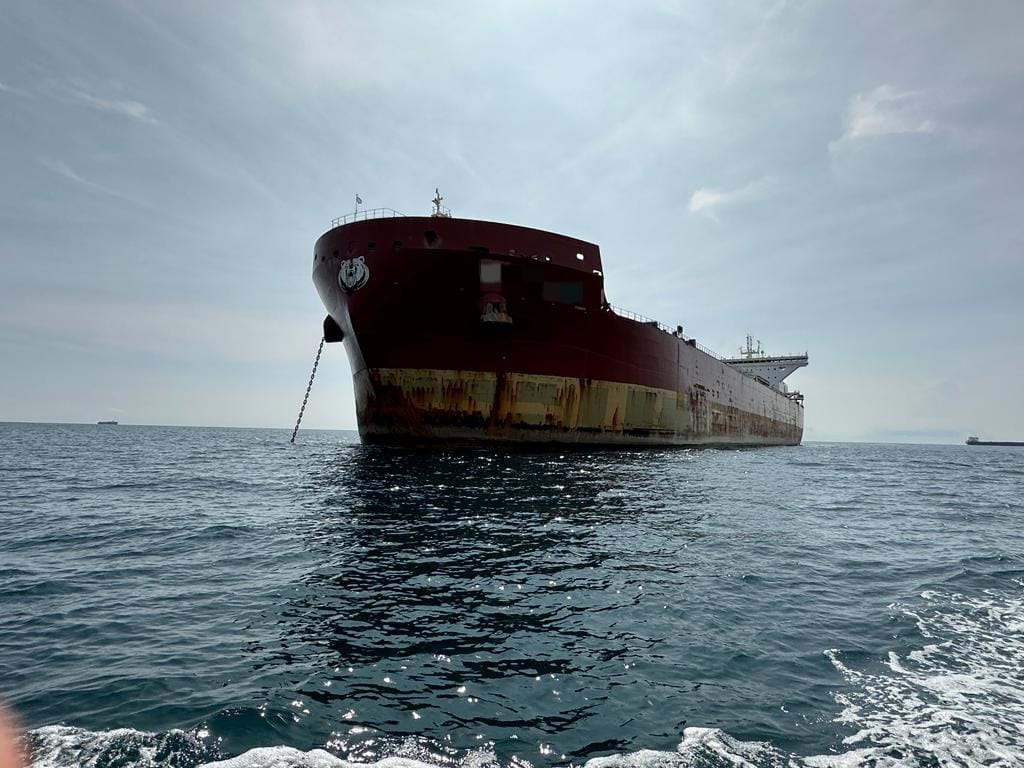 Malaysia: MMEA detains three vessels for illegal anchoring in East Johor waters 36 MMEA2 1
