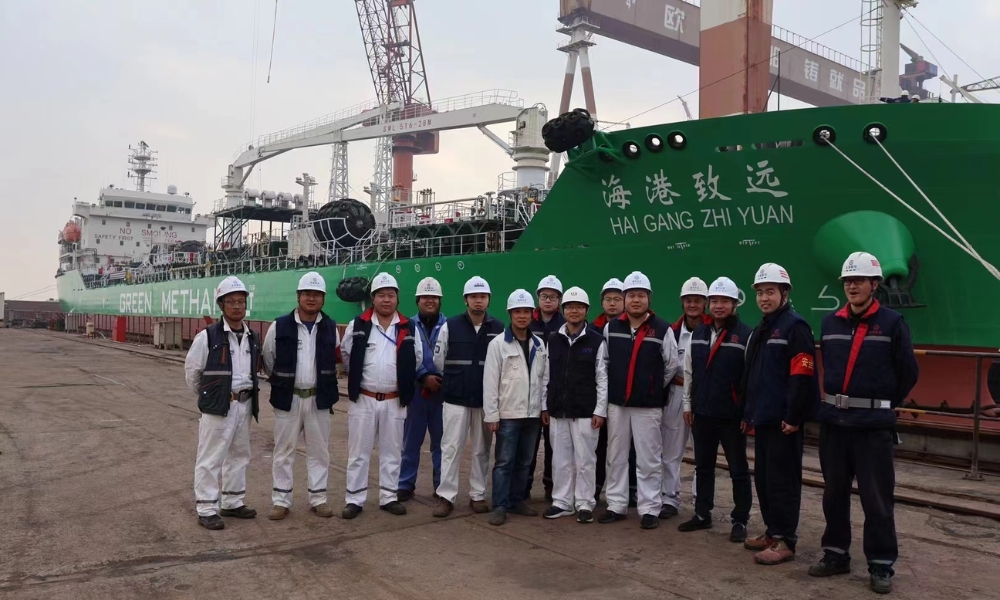 China’s first methanol bunkering vessel starts operation after equipment retrofit
