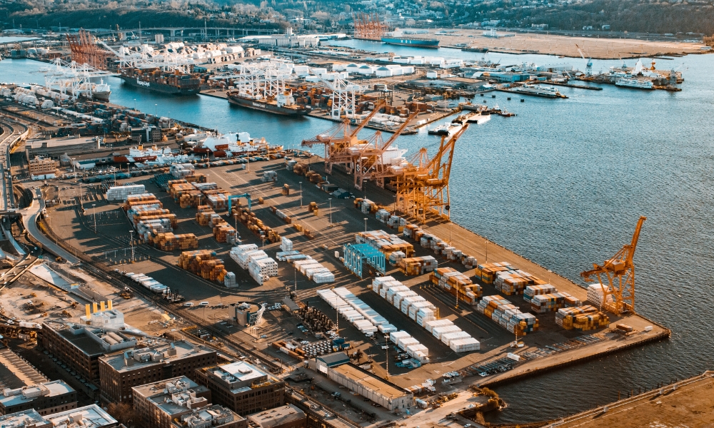 seattle port Shunya Koide on Unsplash