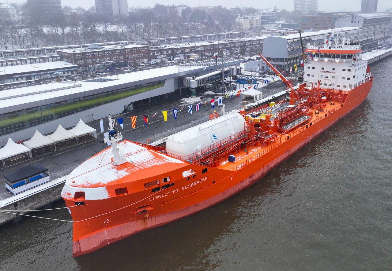 Titan completes successful LNG bunkering op of E&S Tankers ship in Antwerp
