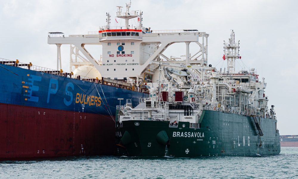 Bunker vessel “Brassavola” completes maiden STS LNG refuelling operation in Singapore