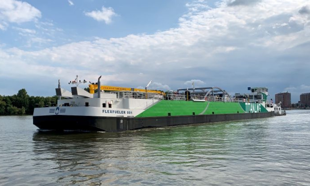 Titan completes successful LNG bunkering op of E&S Tankers ship in Antwerp 26 Titan completes successful LNG bunkering op of E&S Tankers ship in Antwerp