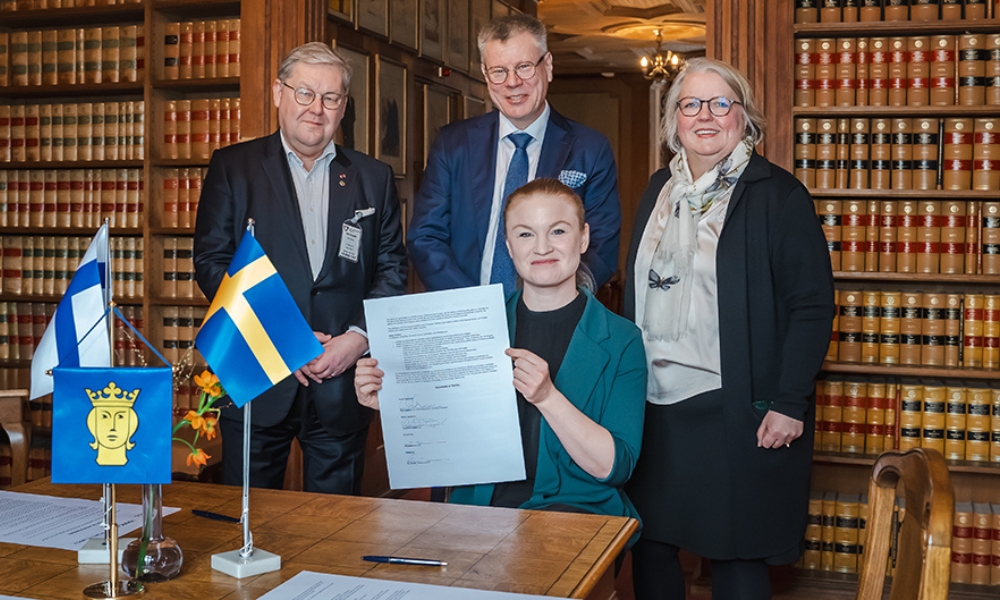 Viking Line, Ports of Stockholm and Turku to create green shipping corridor by 2035