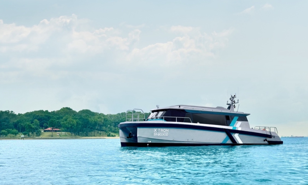 Homegrown start-up Pyxis unveils Singapore’s first electric port passenger launch 26 Homegrown start-up Pyxis unveils Singapore’s first electric port passenger launch