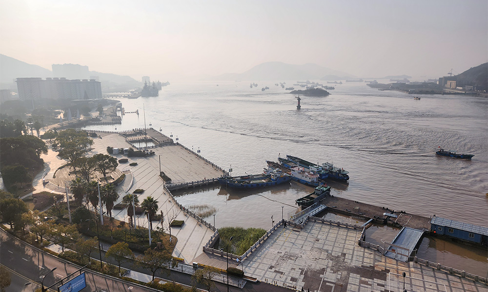 China launches first simulation training platform for methanol bunkering operations 26 Zhoushan Port Anchorage