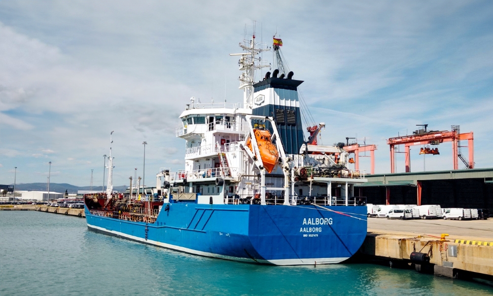 Peninsula adds tanker “Aalborg” to supply bio bunker fuel in Port of Barcelona 26 Peninsula adds tanker “Aalborg” to supply bio bunker fuel in Port of Barcelona