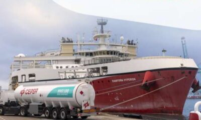 Glander and CEPSA supply B100 bunker fuel to seismic survey vessel in Algeciras